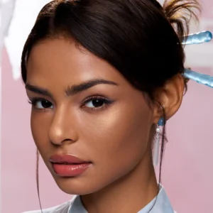 Butterfly Cloud Collar Embossed Highlight & Contour Palette - 图片 5