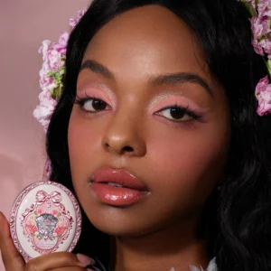 Midsummer Fairytales Velvet Embossed Blush - 图片 14